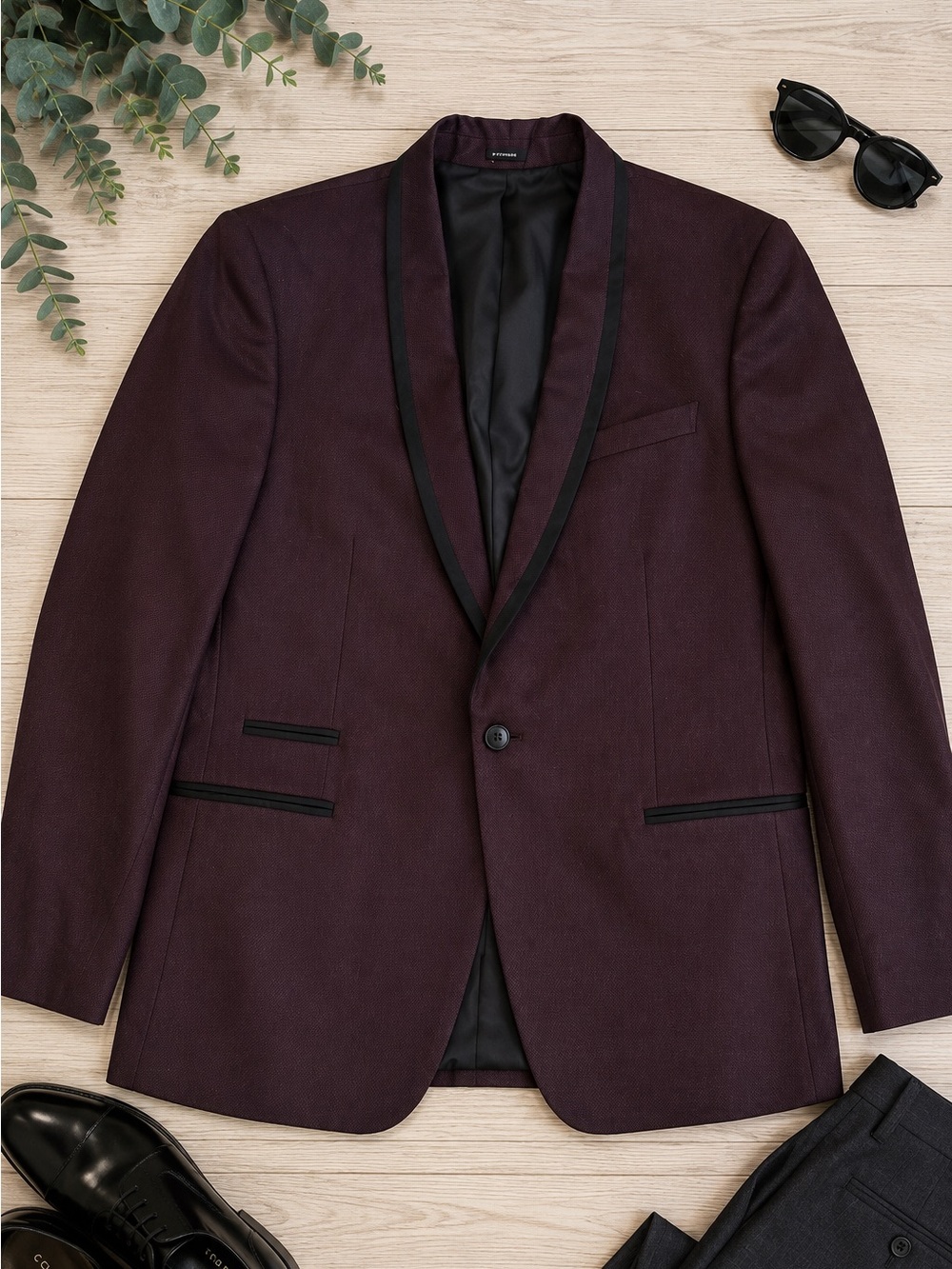 J. Ferrar Slim Fit Burgundy Tuxedo Blazer Sport Coat | Size 44R